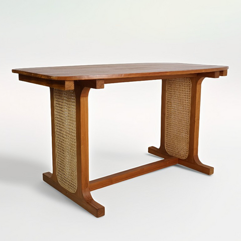 Ilona Dining Table